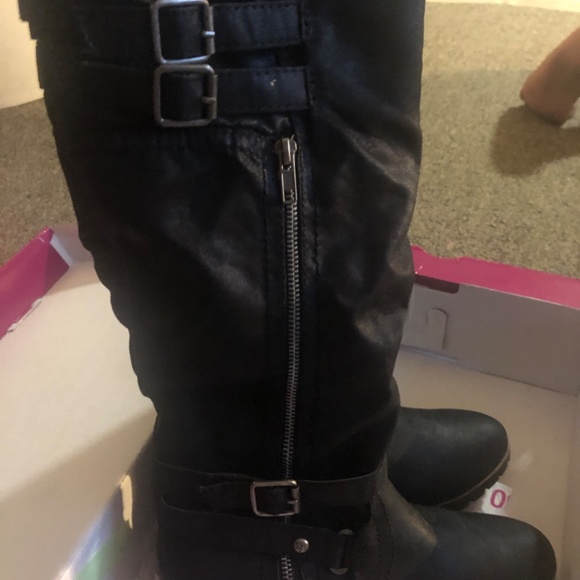 SO Black Woman's boots 81/2 - Picture 5 of 6